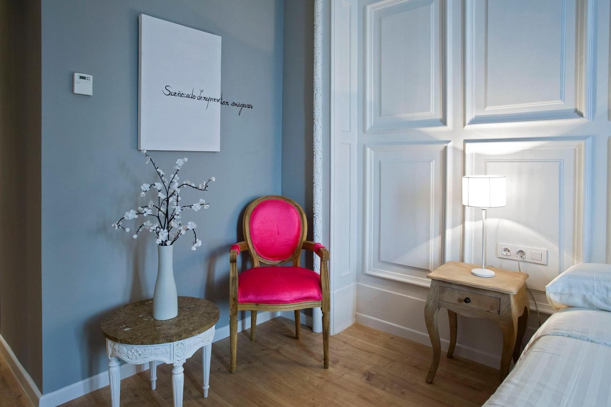 Violeta Boutique Hotel Барселона Екстериор снимка
