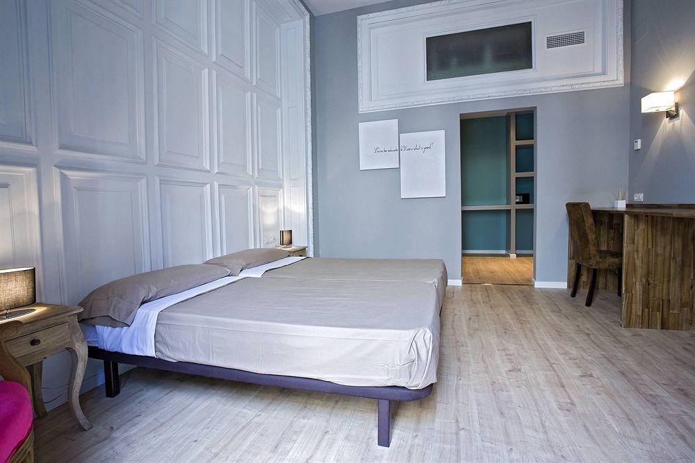 Violeta Boutique Hotel Барселона Екстериор снимка