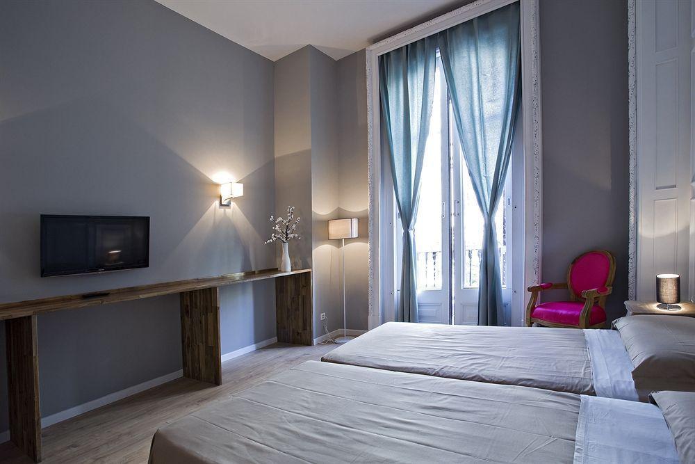Violeta Boutique Hotel Барселона Екстериор снимка